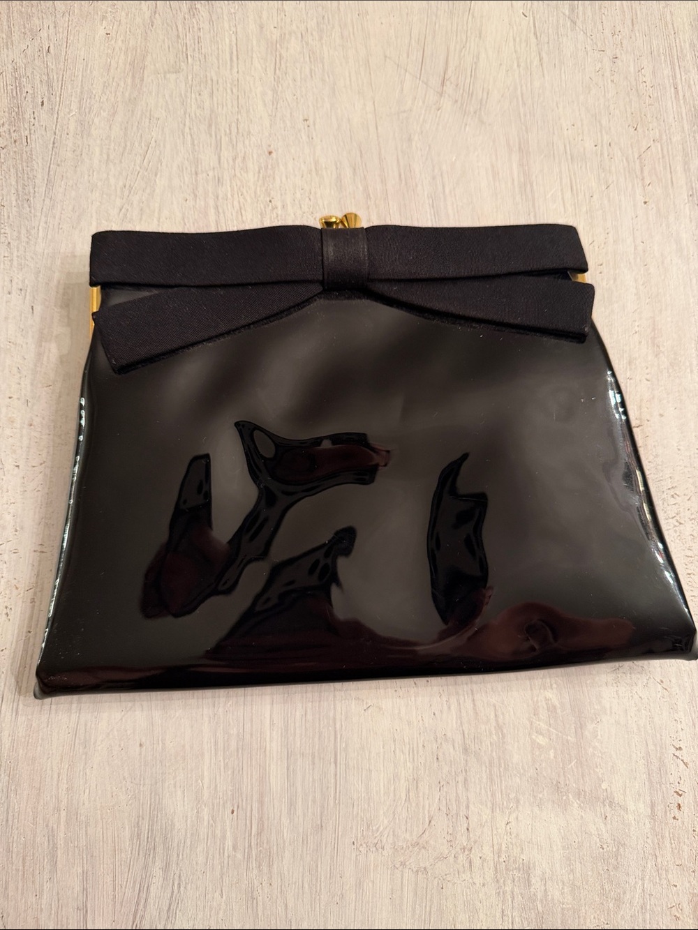 Black Patent Bow Top Clasp Clutch